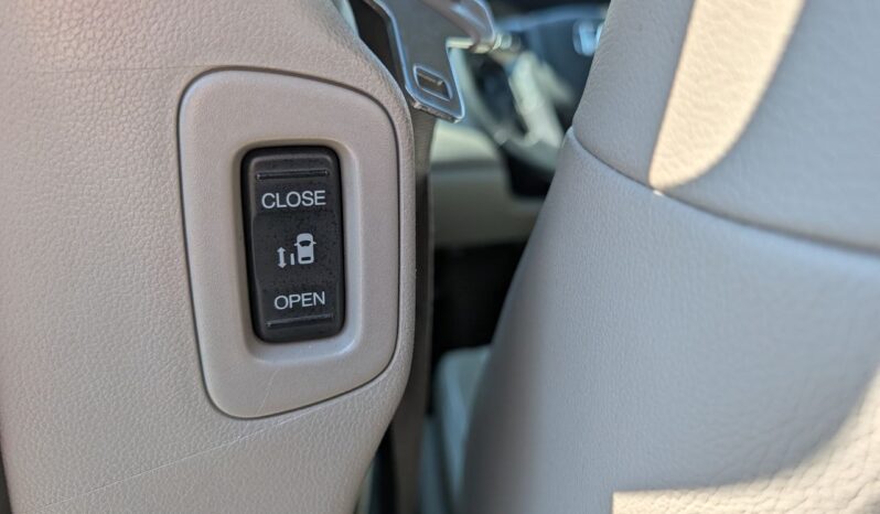 2015 Honda Odyssey Touring 8 Seats!!! full