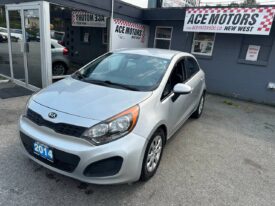 2014 Kia Rio LX Hatchback Auto!!